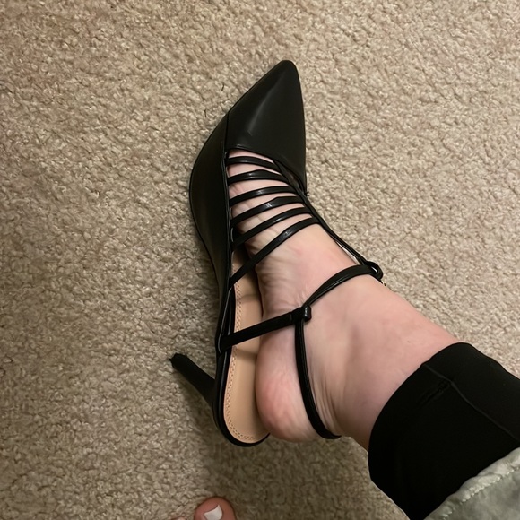 Brand new Kelly & Katie heels - Picture 3 of 3